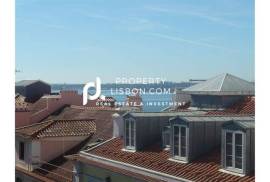 T2 Baixa Character 110 Sqm Renovated Apartment - Prime Rental Location T2 Baixa Character 110 Sqm Renovated Apartment - Prime Rental Location