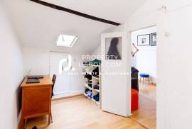 T2 In Se Lisbon 299k High Tourism Hotspot