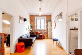 T2 In Se Lisbon 299k High Tourism Hotspot