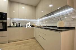 T2 Renovated 105 Sqm Lisbon Patio Garden Apartment Furnished