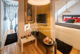 T2 With (al License) Heart Of Bairro Alto The Centre Of The Action