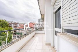 T3 Duplex Renovated In Sintra Attic Conversion And Balcony