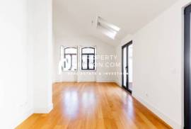 T3 Penthouse Huge Terrace, Luxury Finish With Parking And Elevator