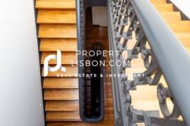 T3 Penthouse Huge Terrace, Luxury Finish With Parking And Elevator