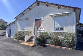 Adorable House in a Great Lication