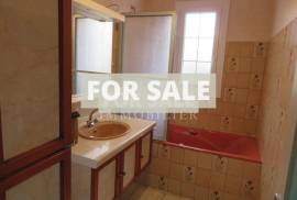 Detached House with Garden in Nice Location