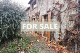 Detached Country House with Open Views