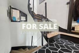 Village House in Good Order with Garden