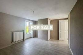 Detached Country House with Open Views