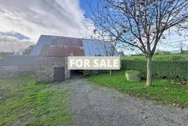 Detached Country House with Open Views