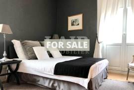 Stunning Mansion House with Landscaped Garden