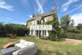 Detached Country House with Pond and Guest Gite