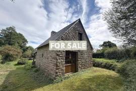 Detached Country House with Pond and Guest Gite