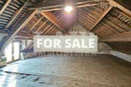 Detached Country House to Renovate