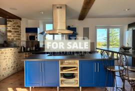 Country House with Panoramic Views