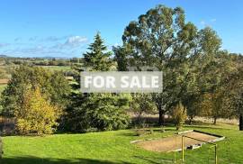 Country House with Panoramic Views