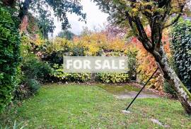 Lovely Town House with Outbuilding in Landscaped Garden