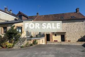 Beautifully Presented House with Garden