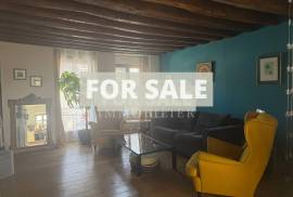 Beautifully Presented House with Garden