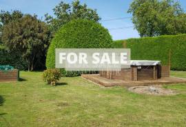 Traditional House with Garden