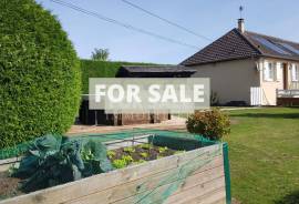 Traditional House with Garden