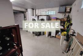 Detached House with Landscaped Garden