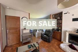 Detached House with Landscaped Garden