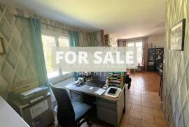 Detached House with Landscaped Garden