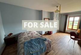 Detached Country House with Outbuilding