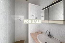 Building with Apartments 50m from the Beach Building with Apartments 50m from the Beach