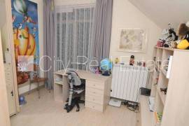 Detached house for rent in Jurmala, 140.00m2