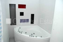 Detached house for rent in Jurmala, 140.00m2