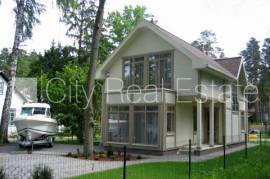 Detached house for rent in Jurmala, 140.00m2