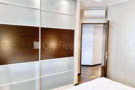 Apartment for rent in Riga, 100.00m2