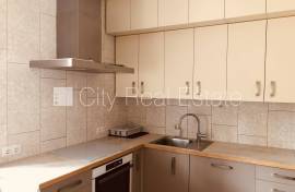 Detached house for rent in Riga district, 210.00m2