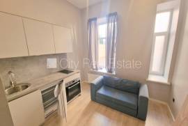 Studio for rent in Riga, 16.00m2 Studio for rent in Riga, 16.00m2