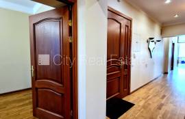 Apartment for sale in Riga, 189.00m2