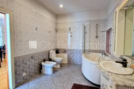 Apartment for sale in Riga, 189.00m2