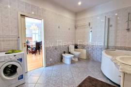 Apartment for sale in Riga, 189.00m2