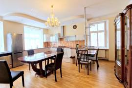 Apartment for sale in Riga, 189.00m2