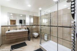 Apartment for sale in Riga, 122.30m2