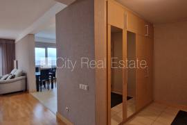 Apartment for rent in Riga, 100.00m2