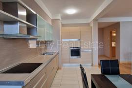 Apartment for rent in Riga, 100.00m2