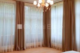 Apartment for rent in Riga, 249.20m2