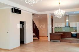 Apartment for rent in Riga, 249.20m2