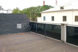 Apartment for rent in Riga, 249.20m2