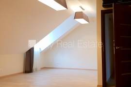 Apartment for rent in Riga, 249.20m2