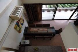 Large beautiful 3 bedroom duplex near beach for sale - Na jomtien Large beautiful 3 bedroom duplex near beach for sale - Na jomtien