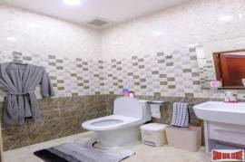 Massive Luxury Private Estate with Seven Bedroom, Guest Bungalow and Private Swimming Pool Massive Luxury Private Estate with Seven Bedroom, Guest Bungalow and Private Swimming Pool