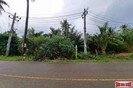 Exceptional 2 Rai Land Plot on Easy Accessible Corner Lot in Had Yao, Krabi Exceptional 2 Rai Land Plot on Easy Accessible Corner Lot in Had Yao, Krabi